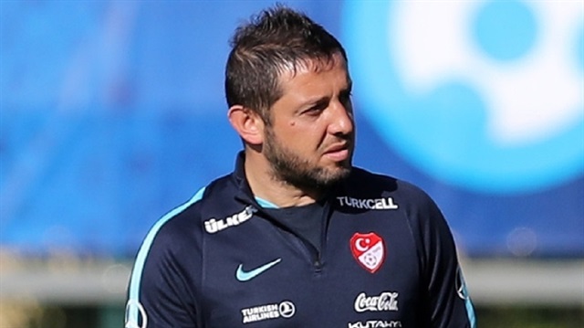 Yorumculuk yapan Nihat Kahveci, futbolculuk kariyerinde Beşiktaş, Real Sociedad ve Villarreal formaları giydi.