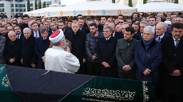 İTO Yönetim Kurulu Başkanı İbrahim Çağlar'ın cenaze töreni düzenlendi.