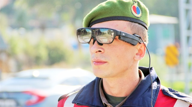 Jandarmaya yeni robotik gözlük:Takbul