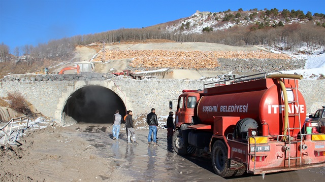 Sivas'ta tünel inşaatında yangın