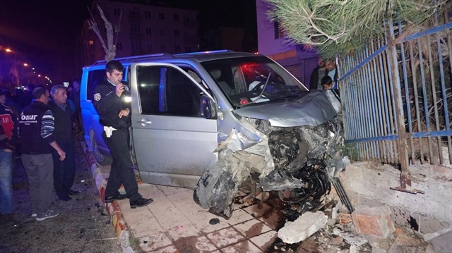 Edirne'nin Keşan ilçesinde meydana gelen trafik kazasında 3 kişi yaralandı. 