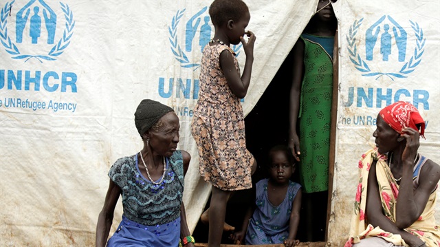 Güney Sudan'da uzun süredir devam eden iç çatışmalar sebebiyle yüzbinlerce kişi mülteci olarak yaşıyor. 