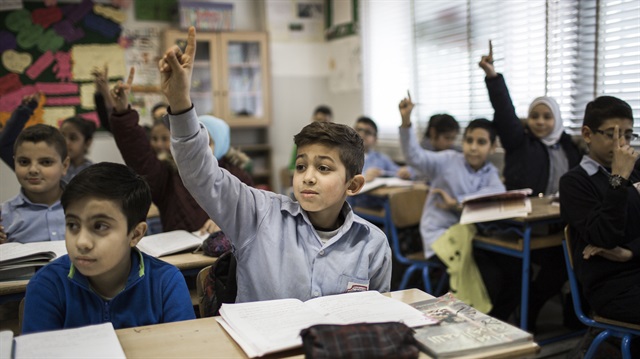 Türkiye'de eğitim gören Suriyeli çocuklar