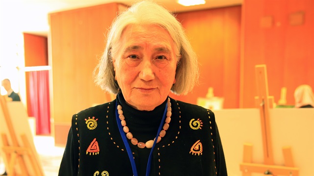 شقيقة الأديب القرغيزي "جنكيز أيتماتوف": كان حلمه اتحاد العالم التركي