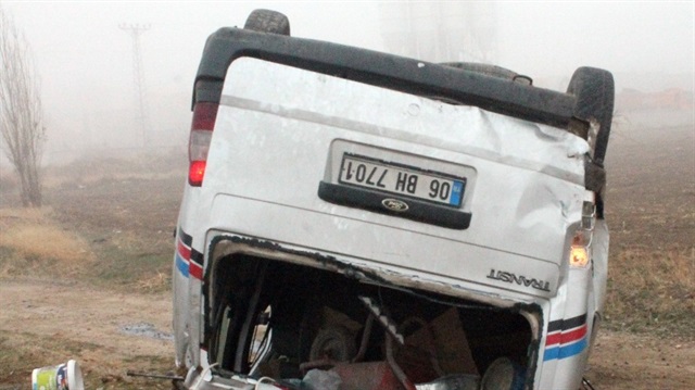 Elazığ'da meydana gelen trafik kazası sonucunda 3 kişi yaralandı. 