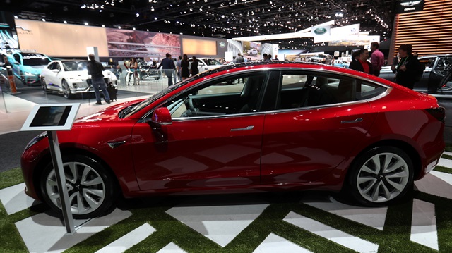 Tesla Model 3 üretimi haftada 5 bin araç kapasitesine ulaşmak üzere