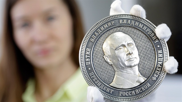 Putin`in adını taşıyan sanal para PutinCoin yüzde 126 değer kazandı.