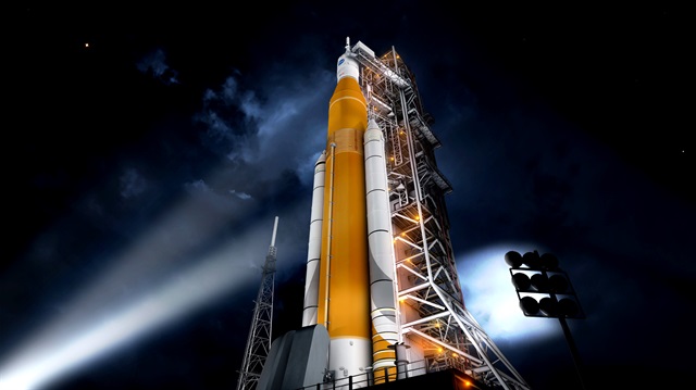 NASA, geri dönüştürülmüş roket ve kapsülü aynı anda kullandı