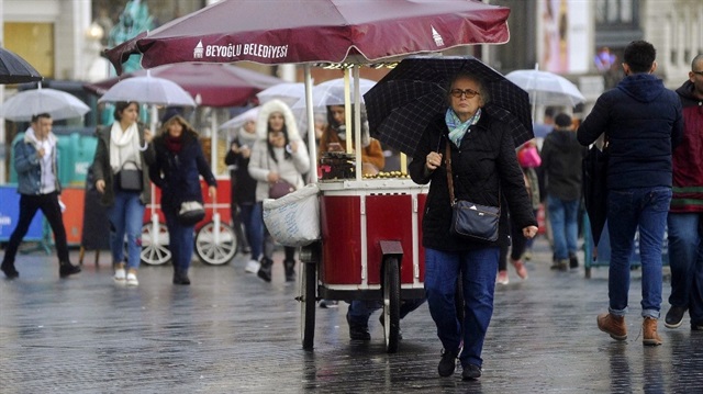 İstanbul’da sağanak yağış etkili olacak. 