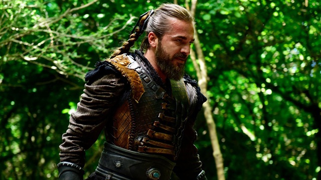 Diriliş Ertuğrul dizisiyle beraber ziyaretçilerin arttığı Bilecik'te Ertuğrul Gazi'nin türbesi var.