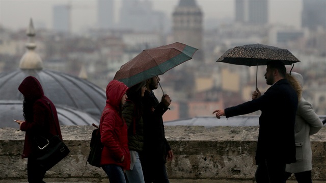 İstanbul için sağanak yağış uyarısı yapıldı. 