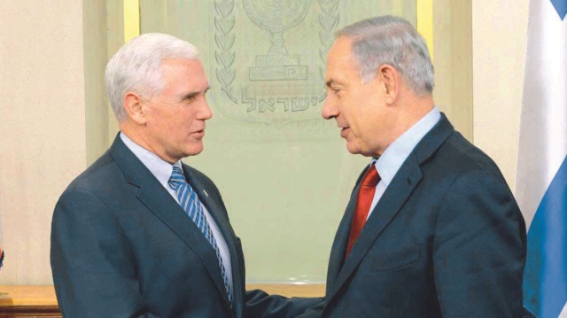 Indiana Valisi olduğu 2014 yılında İsrail'e dokuz günlük bir ziyaret gerçekleştiren Pence, Netanyahu ile de bir araya gelmişti.
