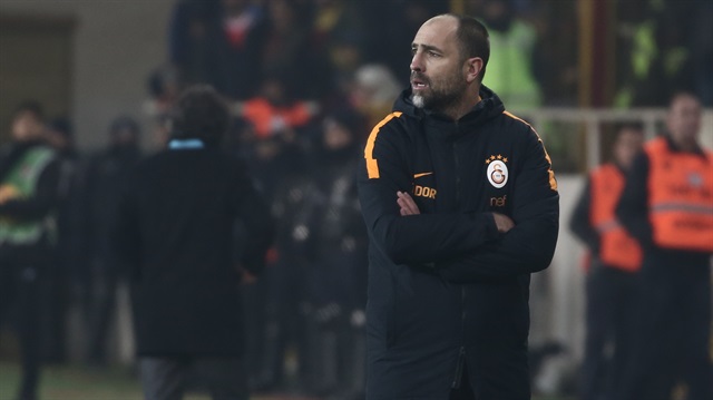 39 yaşındaki Tudor bu sezon Galatasaray'ın başında çıktığı 20 maçta; 11 galibiyet, 3 beraberlik ve 6 mağlubiyet aldı.
