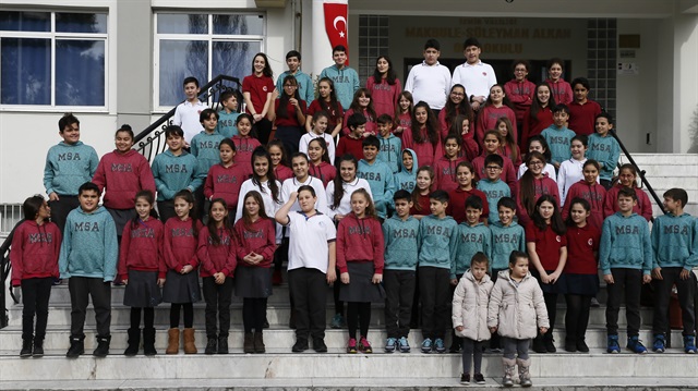 الصدفة تجمع 34 توأمًا بمدرسة واحدة في تركيا