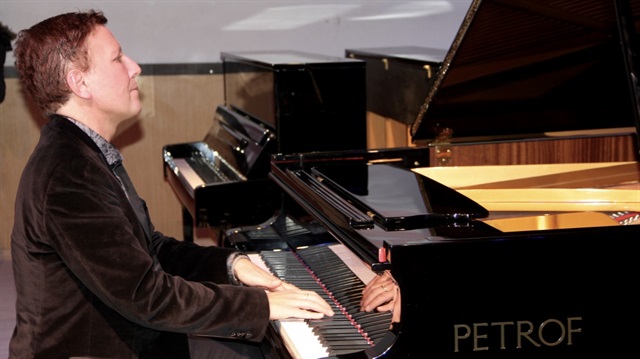 ​Fransız besteci ve piyanist Stephane Blet, Sivas’ta konsere katıldı