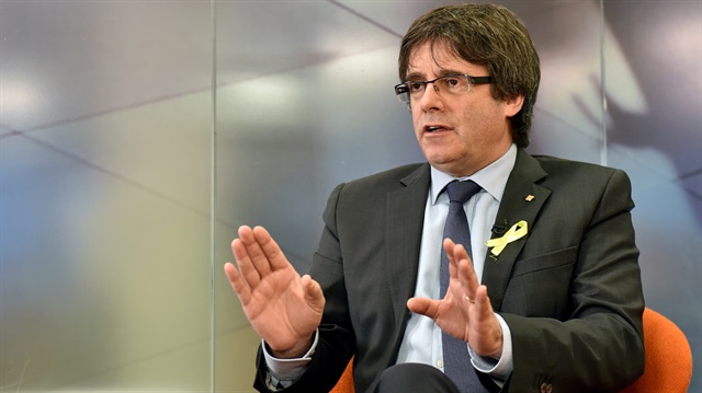 Eski Katalonya Özerk Yönetimi Başkanı ​Carles Puigdemont.