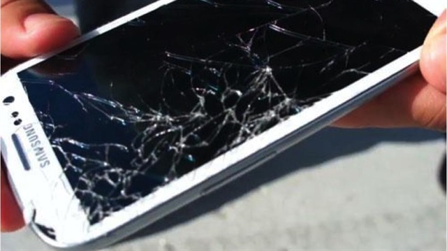 Telefon ekranı kırık olanlara müjde: Kendi kendini onaracak