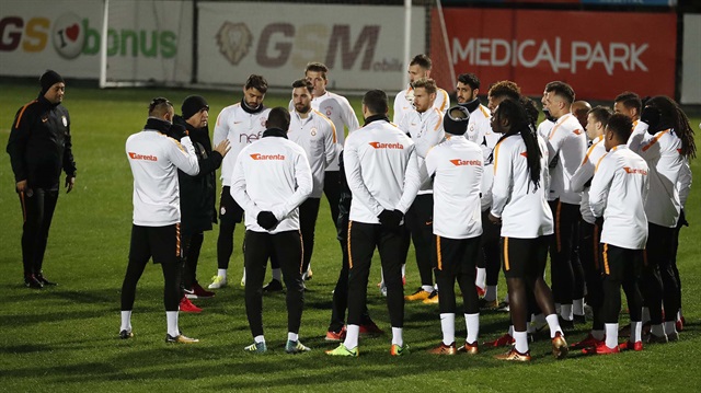Galatasaray, Göztepe maçı hazrlıklarını dün akşam yapılan idmanda tamamladı.