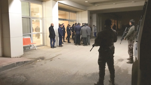 Güvenlik güçleri Sayanlar Mahallesi ile hastahane önünde yeni bir çatışma yaşanmaması için olağanüstü önlem aldı