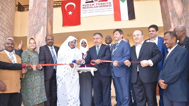 Sudan'daki 'Türkiye Mezunları Derneği' açılış törenine MEB Bakanı İsmet Yılmaz katıldı.