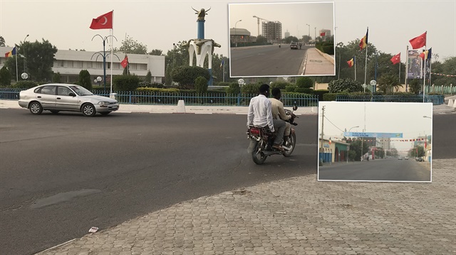 Çad sokakları Türk bayraklarıyla süslendi.  