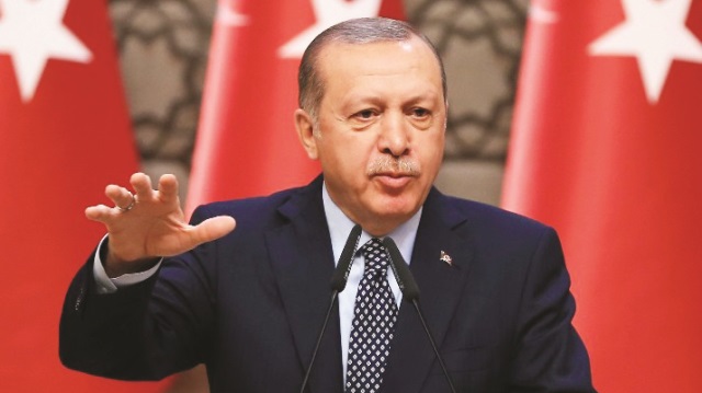 Cumhurbaşkanı Erdoğan, MHP ile ittifak konusunda, “Şu anda gerek MHP’nin gerekse bizim, özellikle ülkemizin milli ve yerli duruşunda bir ittifakımız var. Ülkemizin aydınlık geleceği için ortak söylem geliştirmiş durumdayız” dedi.