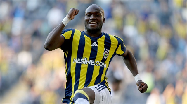 Süper Lig'de daha önce Fenerbahçe forması giyen Sow,  bu sezon El Ehli formasıyla çıktığı 8 maçta 1 gol kaydetti.