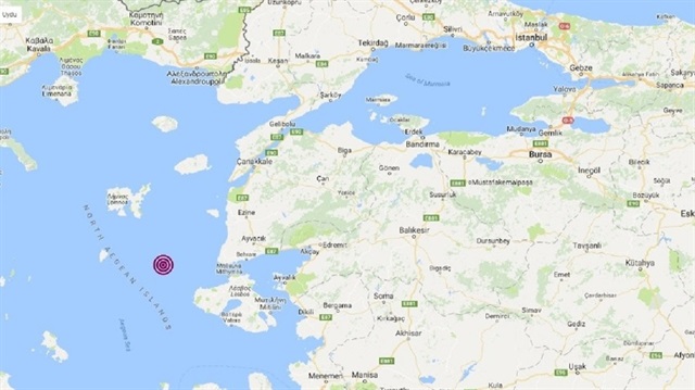 Ege Denizi açıklarında bugün öğle saatlerinde 3.9 şiddetinde deprem meydana geldi.