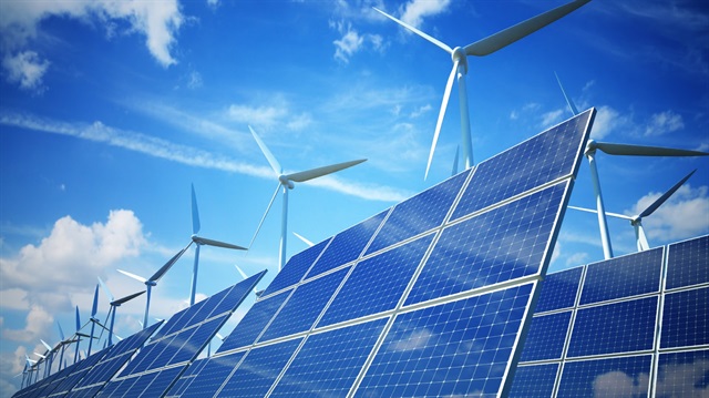 Yenilenebilir enerjinin ülkeye katkısı gözler önüne serildi.