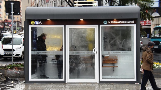 Tekirdağ'daki klimalı otobüs durağı ile vatandaşların kış soğuğundan etkilenmemesi amaçlanıyor.