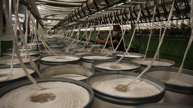 Dünyaca ünlü markaların kot kumaşı Kayseri'den gönderiliyor.
