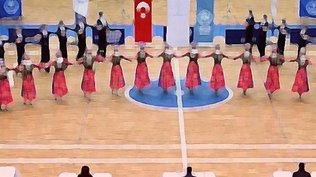 Folklor ekibi temsili