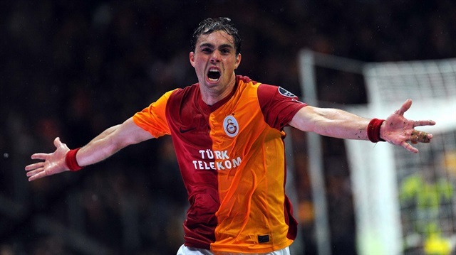 Johan Elmander, Galatasaray'da oynadığı dönemde sarı kırmızılı taraftarların en sevdiği futbolculardan biriydi.