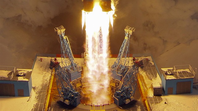 Rusya'dan tarihi sakarlık: 45 milyon dolarlık uydu uzayda kayboldu!