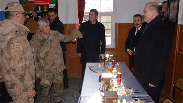 Şehit Piyade Çavuş Bekir Kurt Hudut Takım Karakolu'nu ziyaret etti.