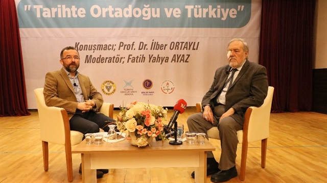 ​Ünlü tarihçi Ortaylı, Adana'da konferansa katıldı