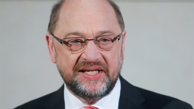 SPD leader Schulz delivers a speech before exploratory talks about forming a new coalition government at the SPD headquarters in Berlin