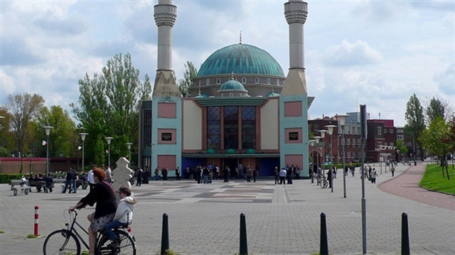 أحد الوعود الانتخابية في هولندا: سنهدم المساجد
