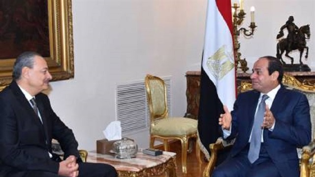 النائب العام المصري عبد نبيل صادق والرئيس المصري عبد الفتاح السيسي