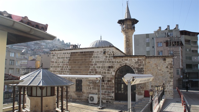 ipekyolu nun bes asirlik kervansarayi