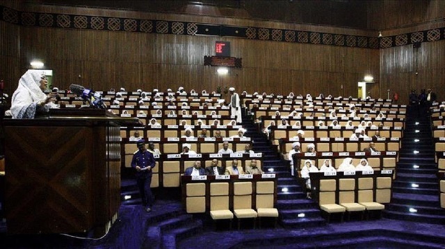 نواب في البرلمان السوداني يعتزمون تقديم طعن دستوري ضد إعلان "الطوارئ"