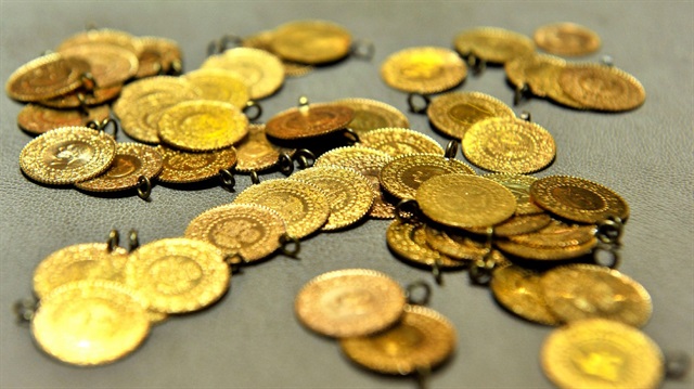 Çeyrek altın 257,09 liradan alınırken 263,52 liradan satılıyor. 