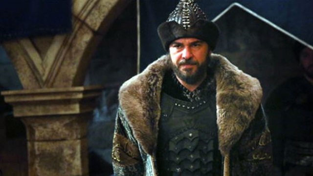 Oyuncu Engin Altan Düzyatan dizide Ertuğrul Bey'i canlandırıyor.