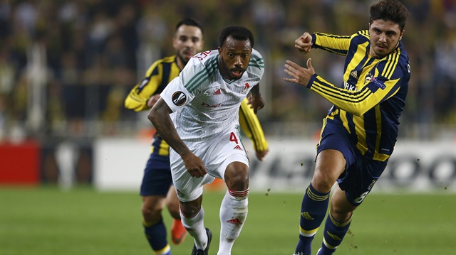 Manuel Fernandes 16 Şubat 2016'da oynanan Avrupa Ligi maçında Fenerbahçe'ye karşı mücadele etmişti. 