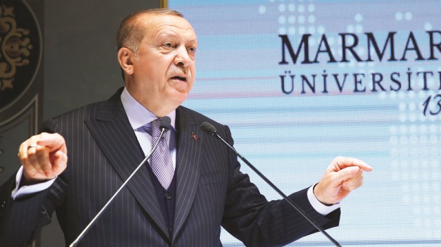 Erdoğan, “Türkiye’nin 17-25 Aralık ve 15 Temmuz darbe girişimlerine giden yolu dershane tartışmalarından takip etmek mümkün. FETÖ, bu milletin çocuklarına yaptığı kötülükle geleceğimizi gasbetti, çaldı ve bu ümmeti parçaladı” dedi