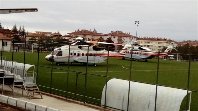 Helikopter, Tokat’ın Zile ilçesindeki halı sahaya iniş yaptı.
