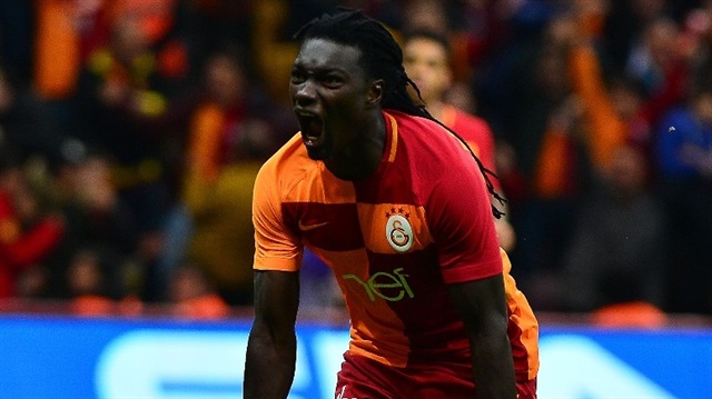 Gomis, Süper Lig'de Burak Yılmaz ve Jahovic'le birlikte Süper Lig'de gol krallığı yarışında zirvede yer alıyor. (14 gol)