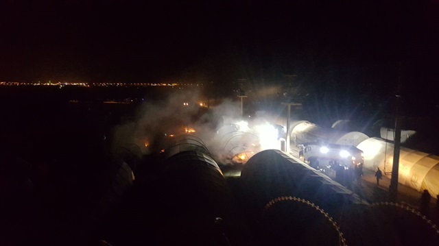 Yangına Mardin Büyükşehir Belediyesi itfaiye ekipleri ve TOMA müdahale etti.