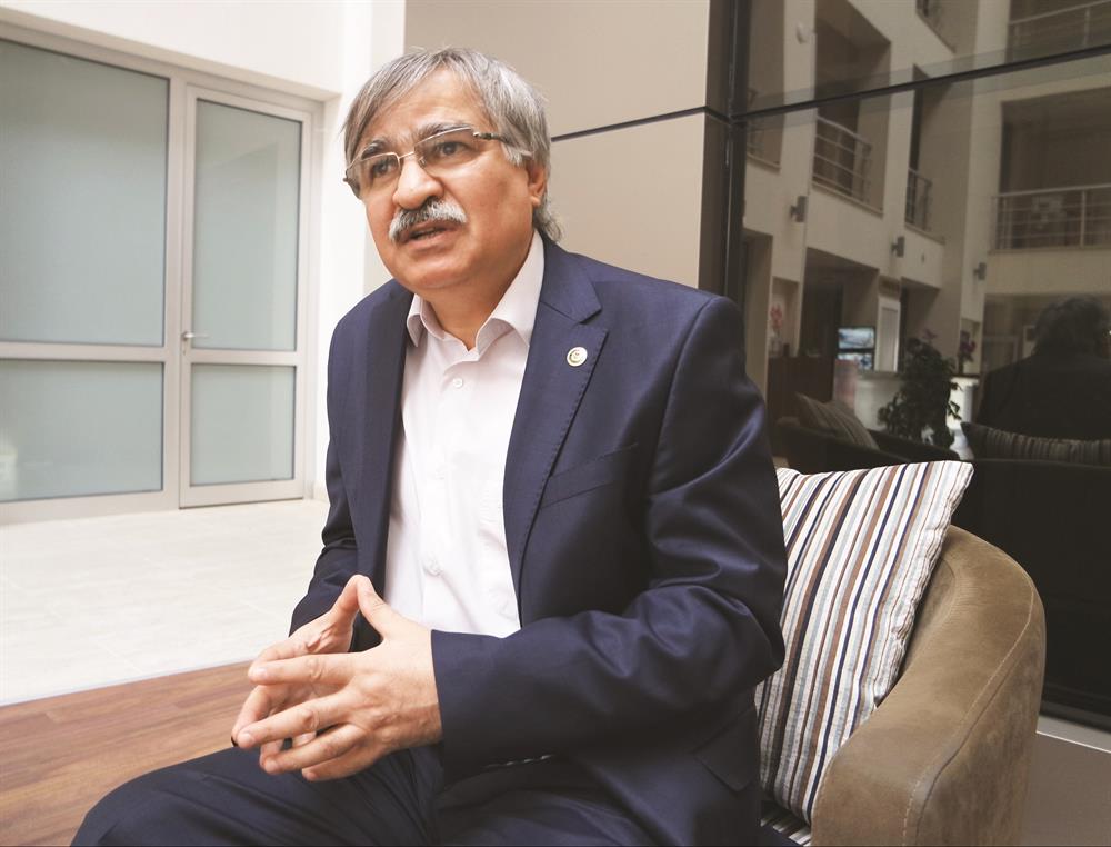 Latif Selvi