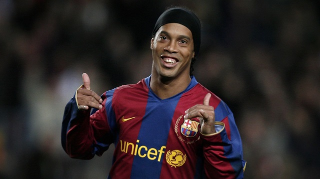 Ronaldinho dünya futbolunun en yetenekli futbolcuları arasında gösteriliyor.